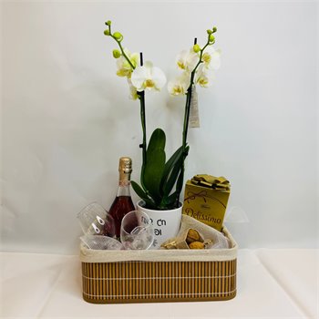 מארז סחלב יין ושוקולד